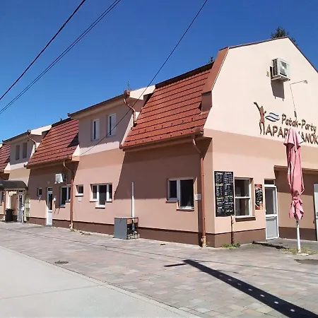 Apartman Patak-party